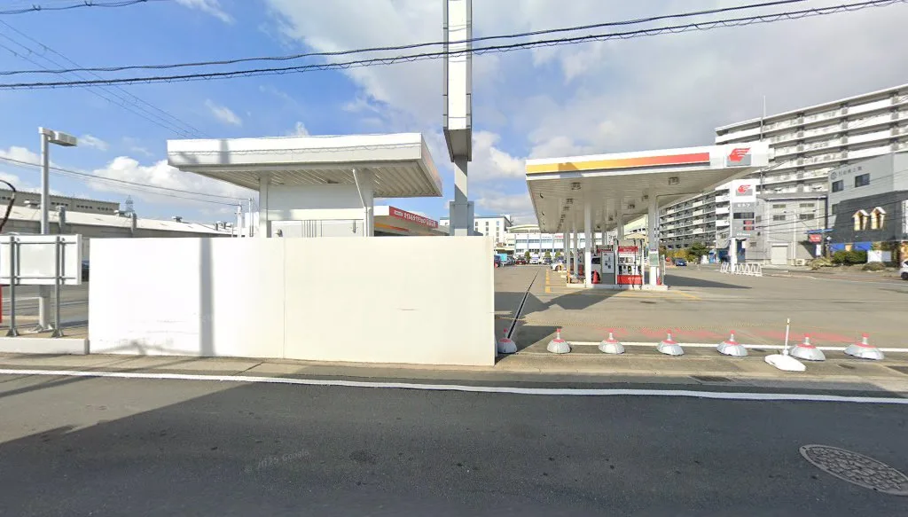 車検屋 セルフ稲田東大阪SS(出光)(東大阪市稲田上町)の外観
