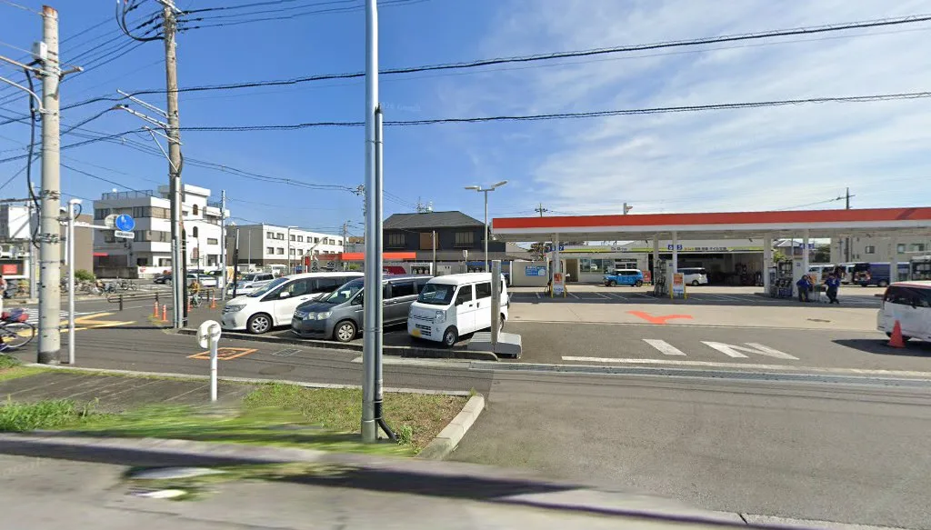 Dr.Driveセルフ草加インター店(日新石油)(草加市新善町)の外観