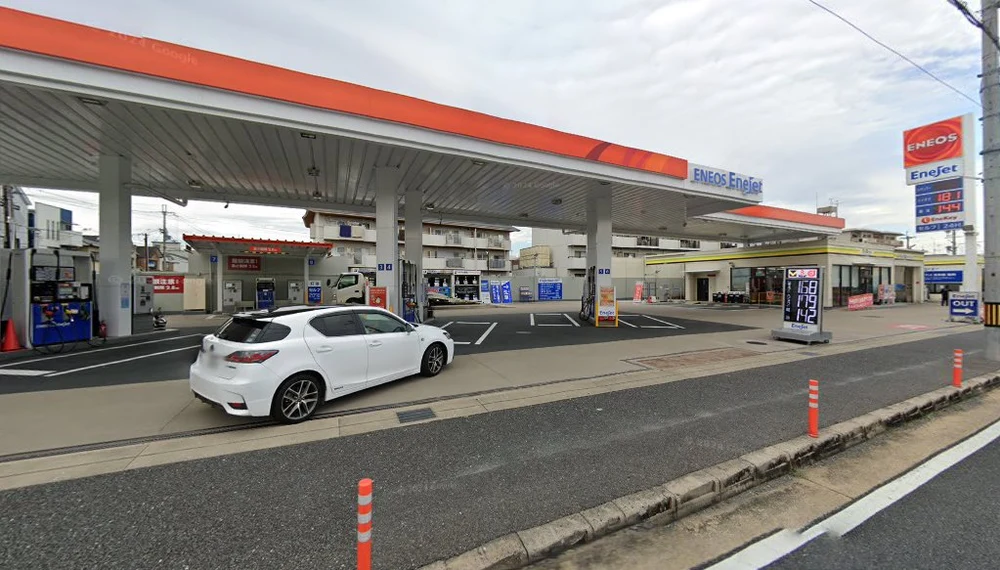 Dr.Driveセルフ南桂店(ENEOSモビリニア)(向日市物集女町)の外観