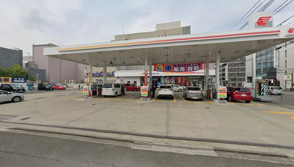 車検屋 セルフプラザ西院SS(出光)(右京区西院日照町)の外観